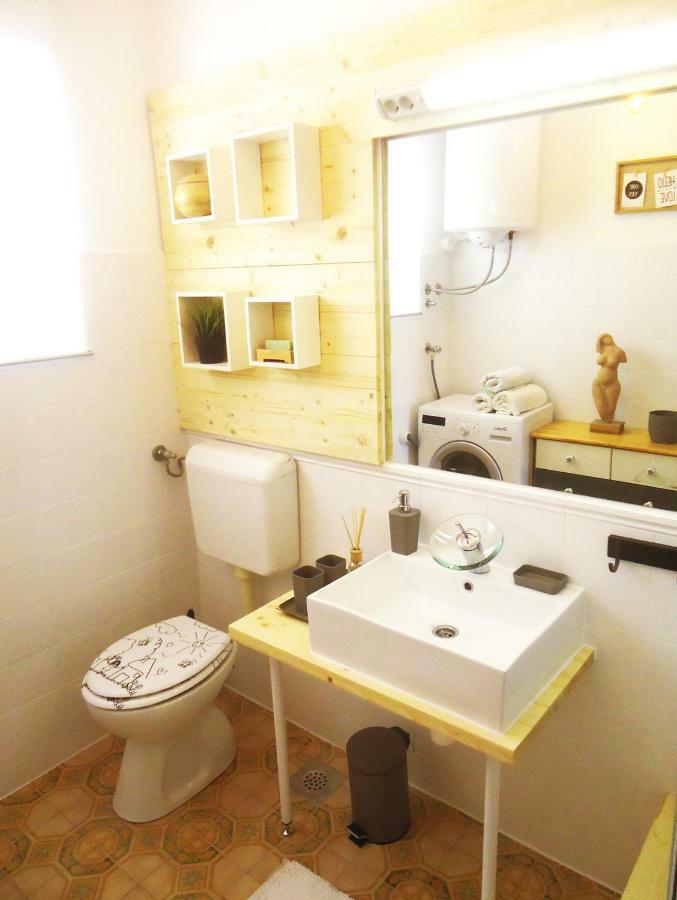Apartman For 4 - Lovreta Makarska Buitenkant foto