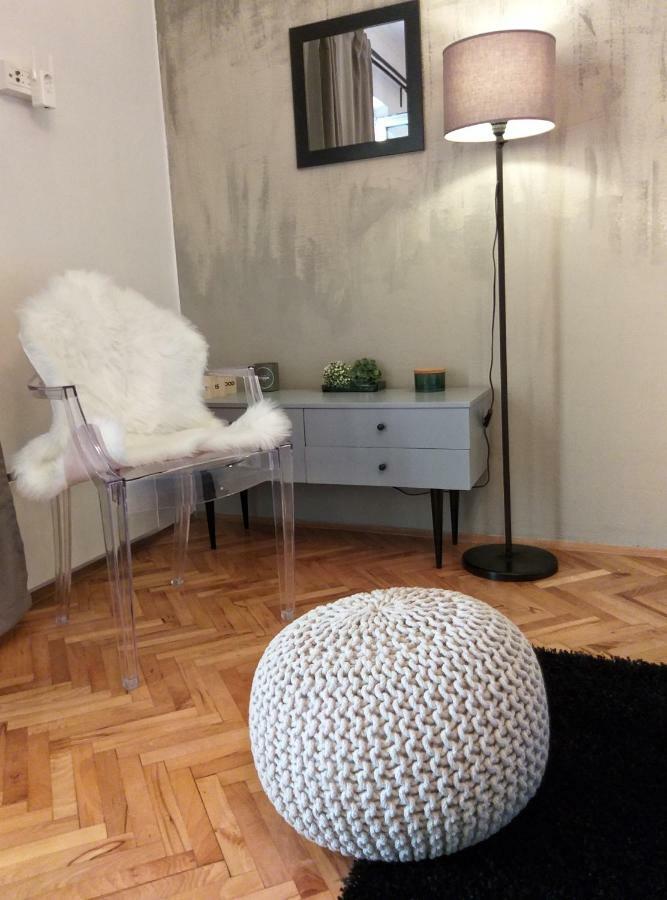 Apartman For 4 - Lovreta Makarska Buitenkant foto